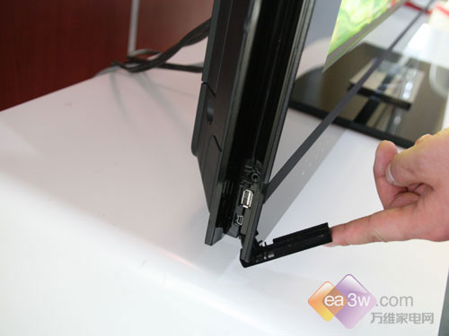 ʥ��Ԫ��˫�ڵ�TCLL42H78Fֱ��1ǧ