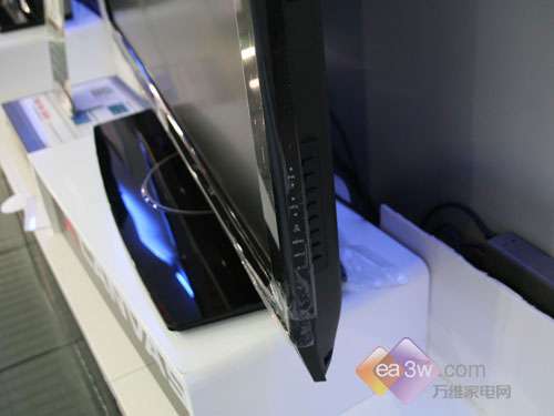 ֱ��4000LG47Ӣ��ȫ����Һ����������