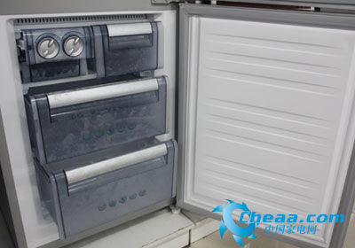 ������ɫ������������ű���ʢ������