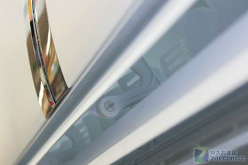 超薄外观设计格力大1P空调售3400元