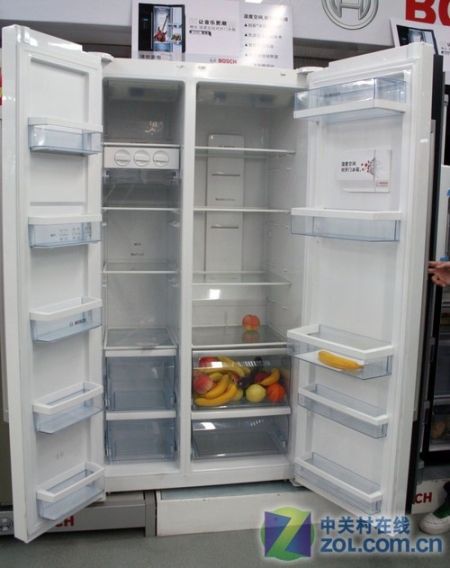 风冷制冷更佳博世对开门冰箱现9082元