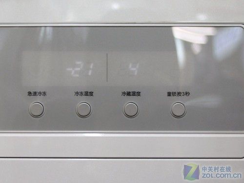 门上制冰节约空间LG对开门冰箱8800元
