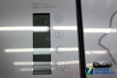 隐藏式吧台设计LG对开门冰箱28800元