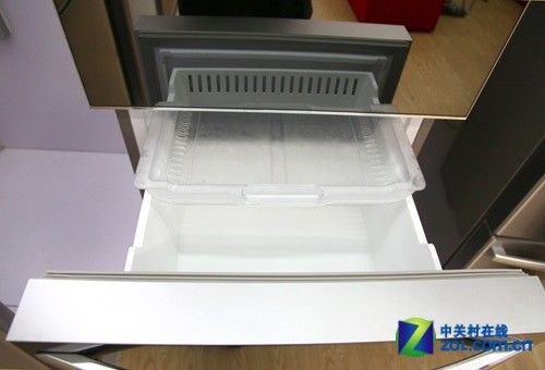 超大冷冻空间容声三开门冰箱5499元