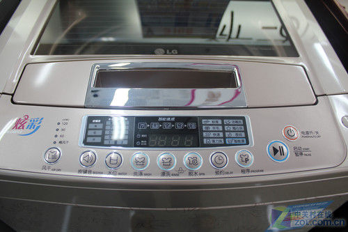 洗衣干衣更迅速LG7kg时尚波轮3168元