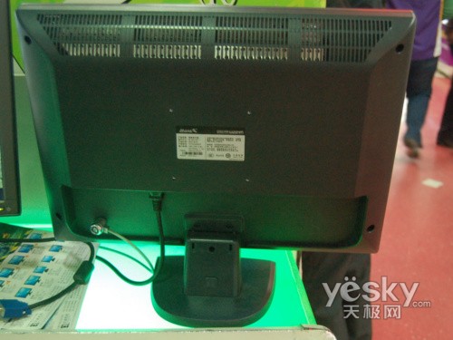 ����W221M22�����Һ�����ۼ�2499Ԫ