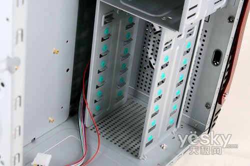 让你的主机奔跑起来!航嘉哈雷二号机箱评测