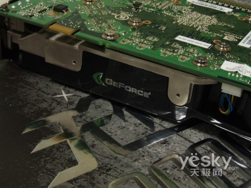 DX10��Ϸ���ʣ�˫���޼�����8800GTS������