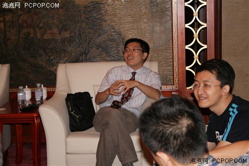 明基光存储郭刚:年底蓝光销量将起飞