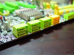 装不进去机箱的DFI主板X48大图解析!