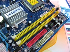 逼二线降价!技嘉酷睿整合降至499元