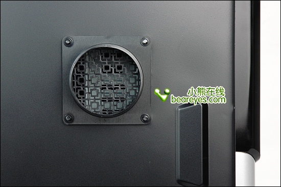 四USB极致人性—大水牛A0801时尚机箱