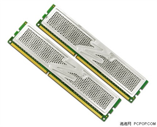 OCZ����������2GBPC3-16000�ڴ���װ