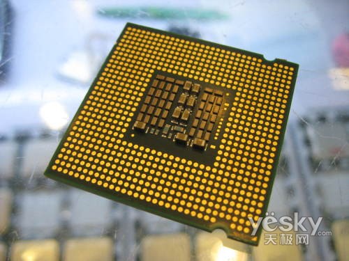散打冠军 Intel酷睿2四核Q9450身价2600元_硬