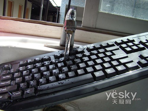 超强达尔优抗暴力加强版键盘再次加强