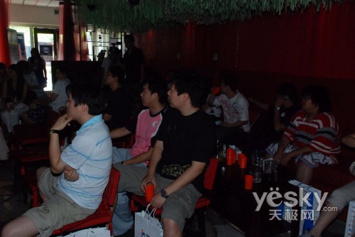 网友乐翻天!天极HTPC试听体验会纪实(图)
