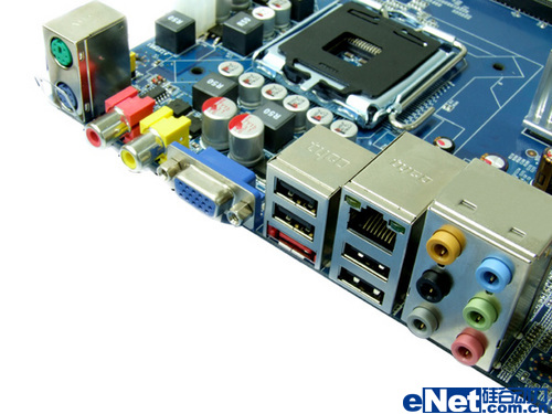 �ӹ�945GC˫����ǿATX���˫��G31