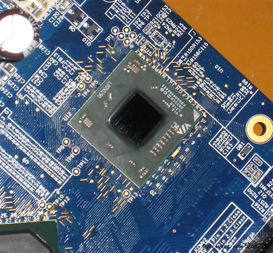 Intel˫��Atom�Ծ�VIANano����ʵ��