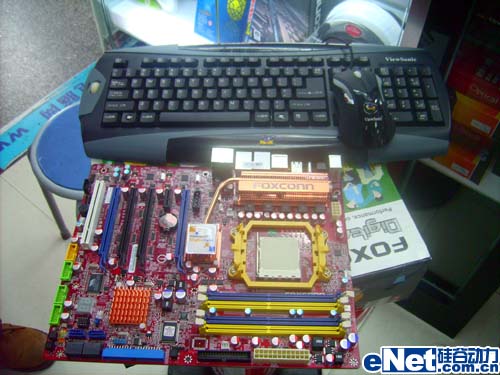 ��һ�Ͷ�����ʿ��790GX�����ɼ���