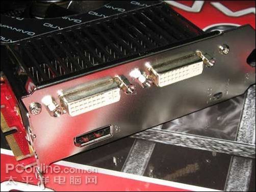 远强于公版耕升4870送2.4G无线鼠标