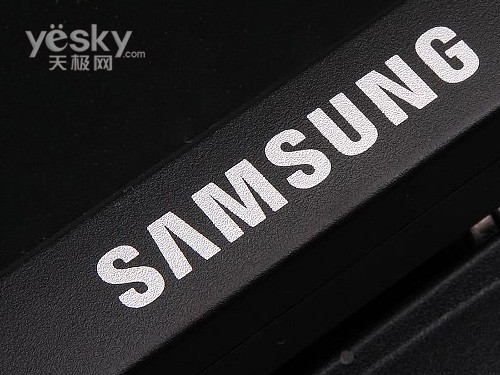 超强性价比+20000:1三星显示器2243EW评测