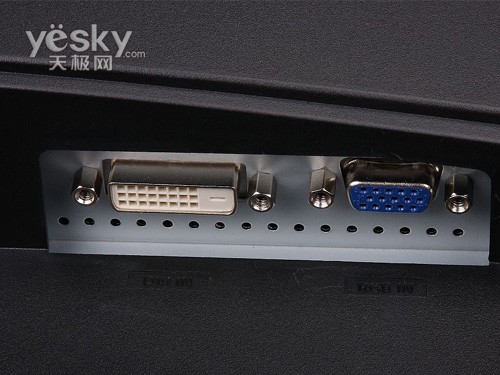 超强性价比+20000:1三星显示器2243EW评测