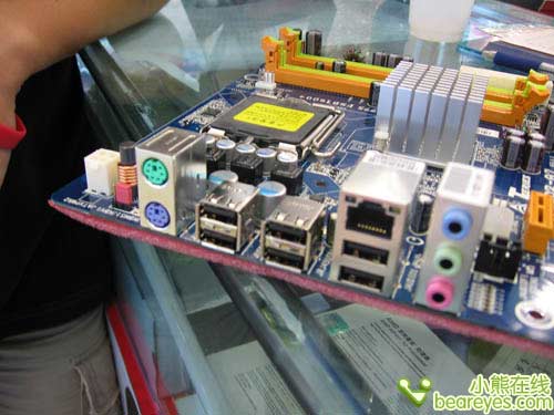 做工扎实很重要映泰网吧P45主板仅699元