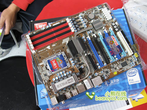 1999还送DDR3内存七彩虹多卡X58主板到货