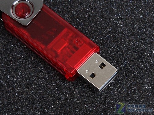造型独特威刚C903旋转优盘再度降价