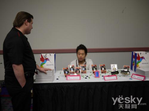 CES2011:����Я�ڶ��¼�������CESչ��