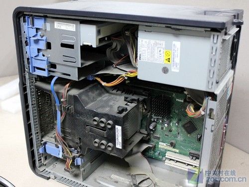 灰尘高温统统不要 编辑实战电脑除尘_硬件_科技时代_新浪网