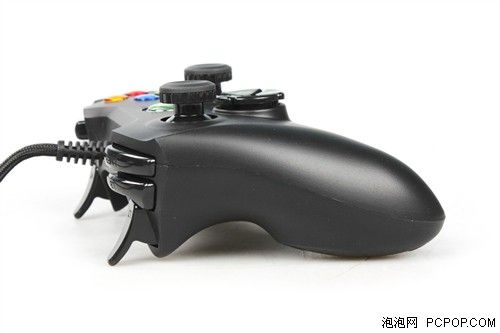 赛事级游戏装备 Razer ONZA手柄测试_硬件_科