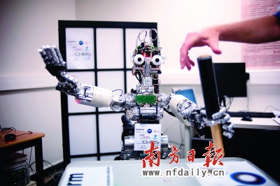 欧洲开发智能机器人 可拥有4岁儿童智力_互联