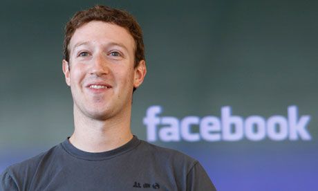 Facebook CEO扎克伯格:穿T恤衫的国家领袖_