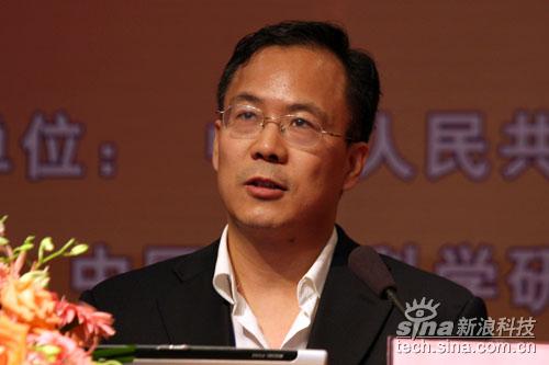 图文:同方知网常务副总经理张振海演讲_业界