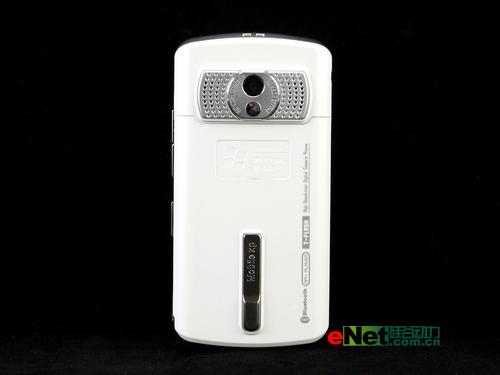 2.4寸触控屏 华禹微软系智能机P30评测