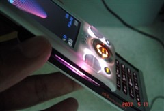 [�ֻ��ܱ�]�쿴��iPhone�Ϳ��򲻵���