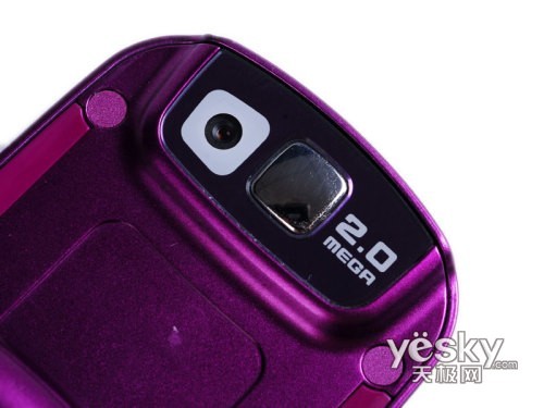 漂亮MM爱美机三星时尚手机L608心动体验(5)