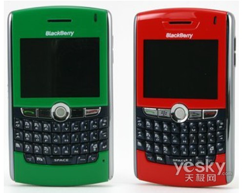 ColorWare大手笔 彩色版BlackBerry 8800_手机