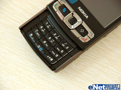 古色古香诺基亚N95古铜色版惊艳上市