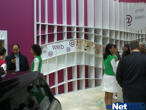 �»�Ϥ������CeBIT���ᰮ����չ̨һƳ