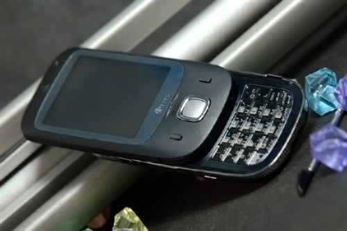 S1的姊妹版本HTCTouchDual很划算