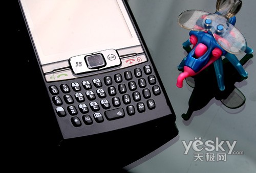 WM6最强战士三星全尺寸键盘i780测前图赏