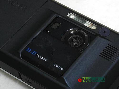 专业拍照索尼爱立信K818c欲破2千