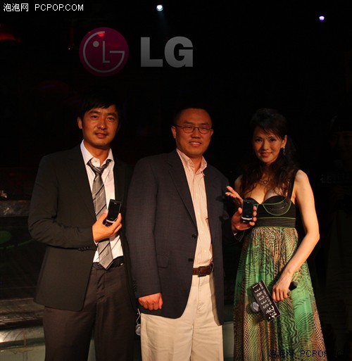 LG发布KF755