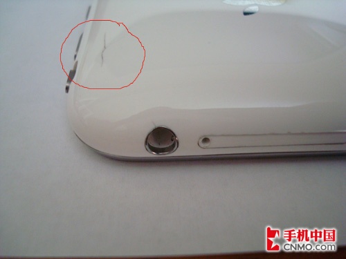3GiPhone曝严重问题塑料外壳无故开裂