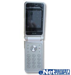 入门翻盖机索尼爱立信R306a过FCC