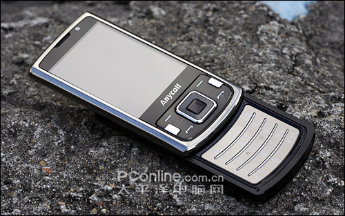 拍照机皇之争三星i8510决战索爱C905