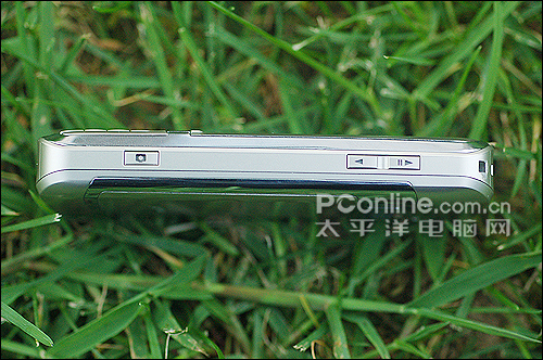 视频通话+重力感应!中兴3G手机U85热辣评测
