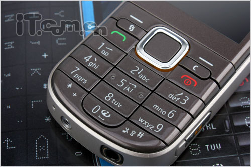 不被质疑600MHz主频诺基亚6720c测试